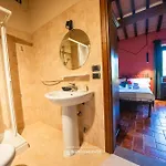 Castel D'alfiolo-barcomonte Farma *