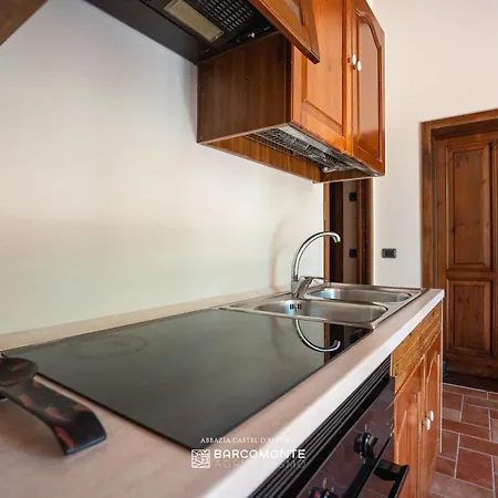 Castel D'alfiolo-barcomonte Farmház