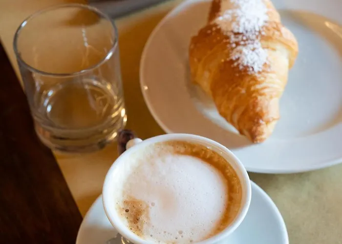 Castel D'alfiolo-barcomonte Alojamento de Turismo Rural *